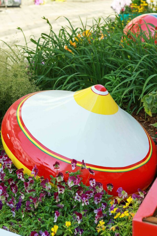 Декоративная фигура "Игрушка Юла" Декоративная фигура "Игрушка Юла"