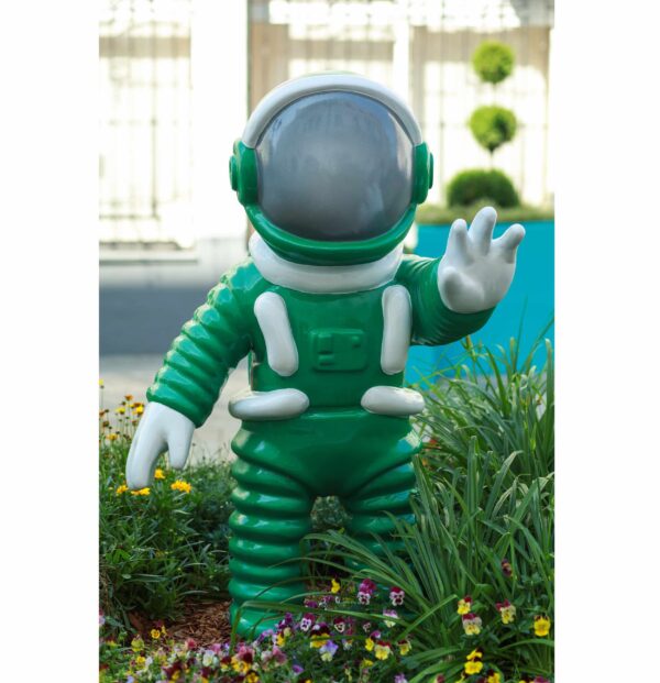 Декоративная фигура "Игрушка Космонавт" Декоративная фигура "Игрушка Космонавт"